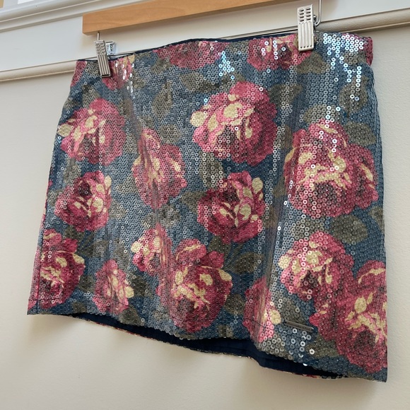 Abercrombie Floral Shine Skirt - Picture 8 of 8